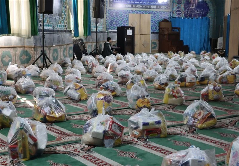 توزیع 2600 بسته معیشتی بین نیازمندان ایلام در قالب پویش ایران همدل