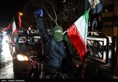 شادی مردم تهران پس از اعلام رهبری آیت الله سیدمجتبی خامنه‌ای