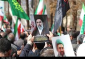 الشعب الإیرانی یبایع القائد الجدید فی مشهد شعبی غیر مسبوق