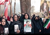 خروش بانوان یاسوج در خونخواهی شهدای معصوم مدرسه میناب