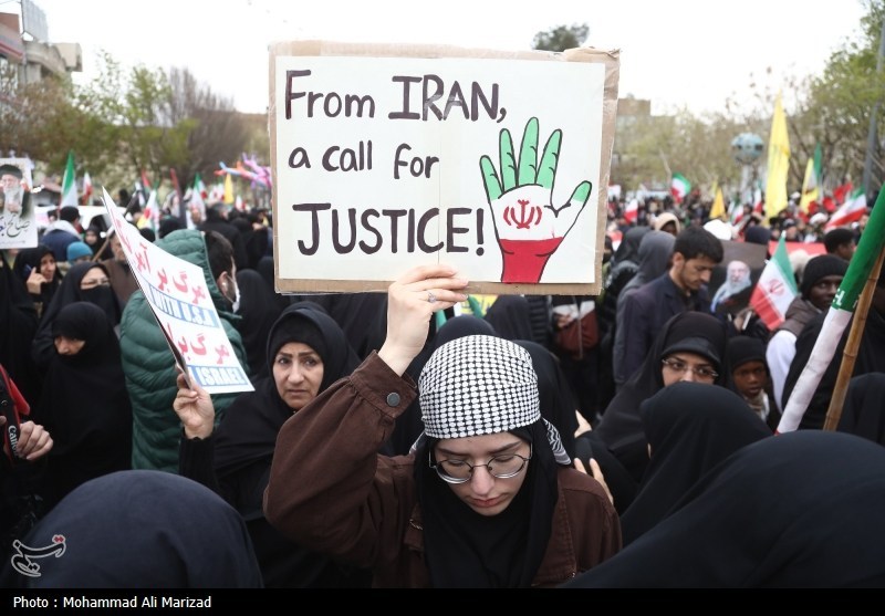 رهبر انقلاب , آیت الله سید مجتبی خامنه‌ای , آیت‌الله سید علی خامنه‌ای , اخبار قم , 