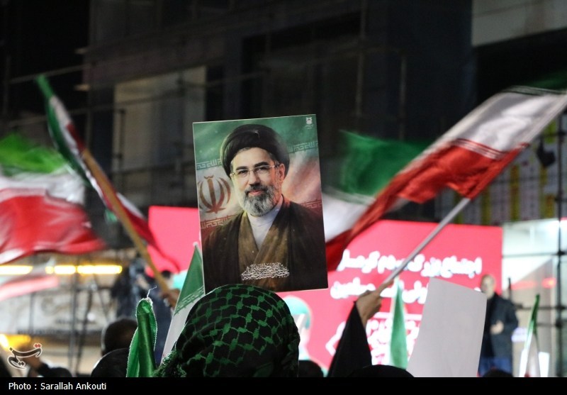 اجتماع عظیم مردم کرمان در بیعت با رهبر انقلاب