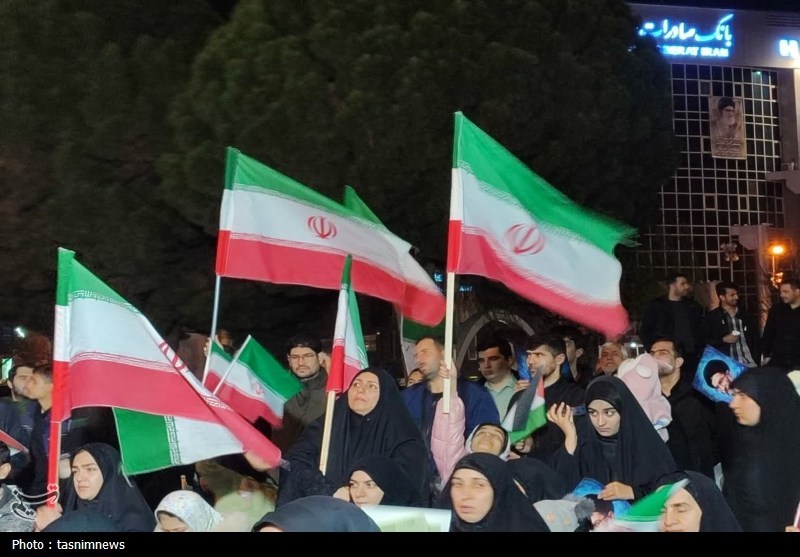 از هرگوشه‌اهواز ندای حمایت‌از نظام‌مقدس‌جمهوری‌اسلامی‌ایران میرسد