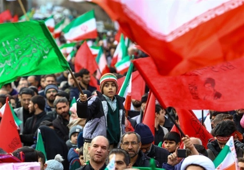 نسل دهه نودی ها پای کار انقلاب
