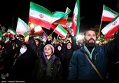 وداع مردم تهران با شهدای ناوشکن دنا
