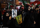 وداع مردم تهران با شهدای ناوشکن دنا