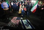 وداع مردم تهران با شهدای ناوشکن دنا