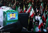 وداع مردم تهران با شهدای ناوشکن دنا