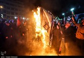 وداع مردم تهران با شهدای ناوشکن دنا