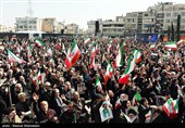 تشییع شهیدان لاریجانی، سلیمانی و دریادلان ناو دنا در تهران - 2