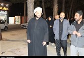 و مردمی که میدان دارند