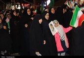و مردمی که میدان دارند