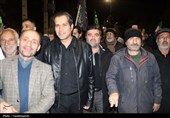 و مردمی که میدان دارند