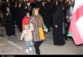 و مردمی که میدان دارند