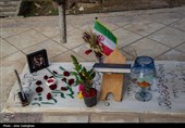 مراسم سال تحویل در گلزار شهدای شیراز