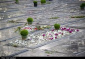 مراسم سال تحویل در گلزار شهدای شیراز