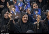 مراسم سال تحویل در گلزار شهدای شیراز