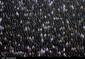 اقامه نماز عید فطر در حرم مطهر رضوی