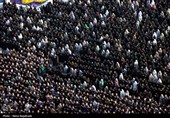 اقامه نماز عید فطر در حرم مطهر رضوی