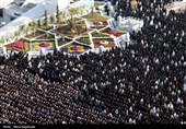 اقامه نماز عید فطر در حرم مطهر رضوی