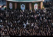 اقامه نماز عید فطر در حرم مطهر رضوی