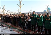 اقامه نماز عید فطر در حرم مطهر رضوی