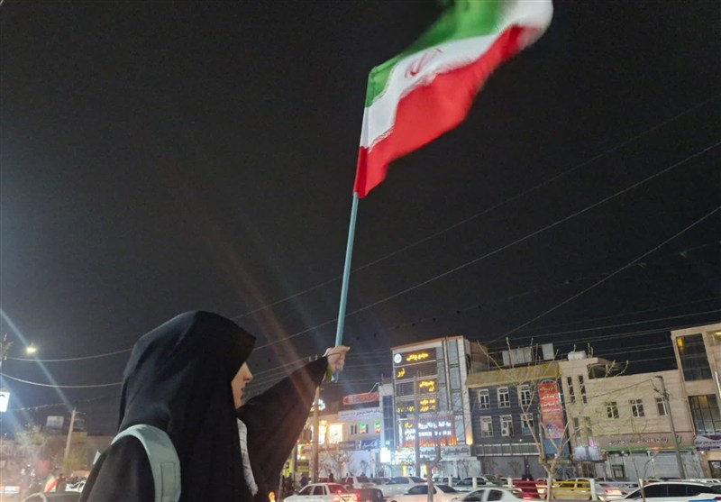 پیام دختر اسلامشهری به جهان؛ تا پای جان فدایی وطن هستیم+فیلم
