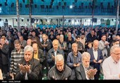 اقامه باشکوه نماز عید فطر در مصلی تاکستان