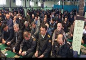 اقامه باشکوه نماز عید فطر در مصلی تاکستان