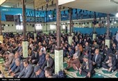 اقامه باشکوه نماز عید فطر در مصلی تاکستان