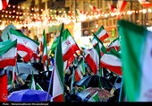 اجتماع تهرانی ها در حمایت از نیروهای مسلح