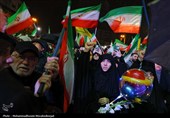 اجتماع تهرانی ها در حمایت از نیروهای مسلح