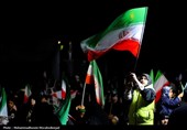 اجتماع تهرانی ها در حمایت از نیروهای مسلح