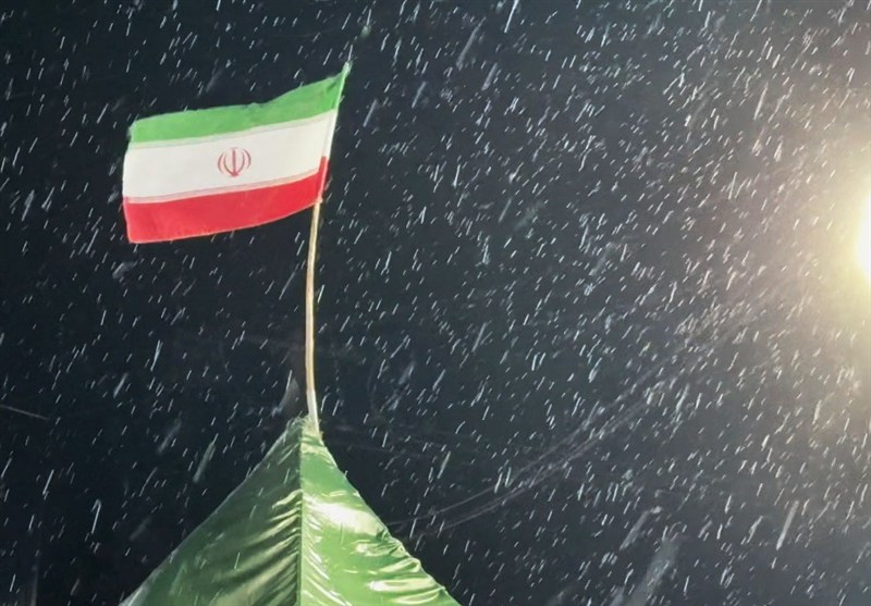 باران هم مانع حضور مردم مسجدسلیمان در حماسه خیابان نشد