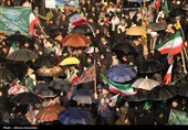 اجتماع شبانه مردم اردبیل درحمایت از رهبری و نیروهای مسلح