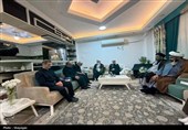 دیدار آیت‌الله صفایی بوشهری با خانواده شهیدان جنگ رمضان در دشتستان