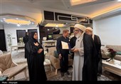 دیدار آیت‌الله صفایی بوشهری با خانواده شهیدان جنگ رمضان در دشتستان