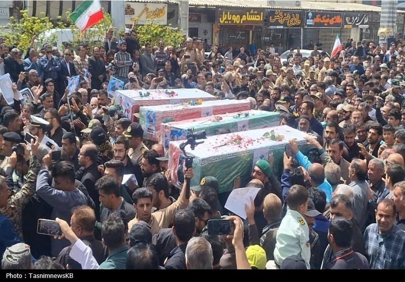 کهگیلویه با تشییع شهدای رمضان، پایبندی‌اش به انقلاب را ثابت کرد