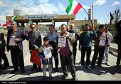 ایجاد زنجیره انسانی دور نیروگاه برق شهید مفتح همدان