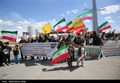 ایجاد زنجیره انسانی دور نیروگاه برق شهید مفتح همدان