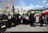 ایجاد زنجیره انسانی دور نیروگاه برق شهید مفتح همدان