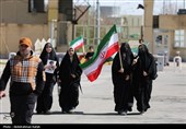 ایجاد زنجیره انسانی دور نیروگاه برق شهید مفتح همدان