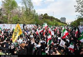 آیین چهلمین روز شهادت دانش‌آموز میناب در تهران