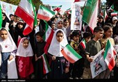 آیین چهلمین روز شهادت دانش‌آموز میناب در تهران