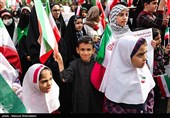آیین چهلمین روز شهادت دانش‌آموز میناب در تهران