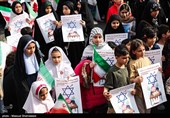 آیین چهلمین روز شهادت دانش‌آموز میناب در تهران