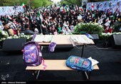 آیین چهلمین روز شهادت دانش‌آموز میناب در تهران