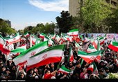 آیین چهلمین روز شهادت دانش‌آموز میناب در تهران