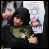آیین چهلمین روز شهادت دانش‌آموز میناب در تهران