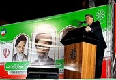 پشت نیروهای مسلح سد عظیمی بنام مردم وجود دارد